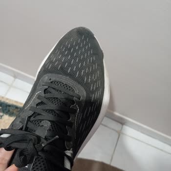 DeFacto Mağazasında Kısa Sürede Yırtılan Ayakkabım İçin Ayıplı Ürün Değişimi Talebi