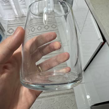 Garanti Kapsamındaki Bulaşık Makinesi Temiz Yıkamıyor, Yenisi Talep Ediliyor