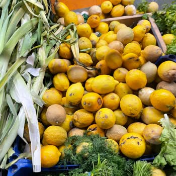 Aras Market Turgut Özal Caddesi’ndeki Bozuk Ürünler Ve İlgisiz Personel Üzerine Şikayet