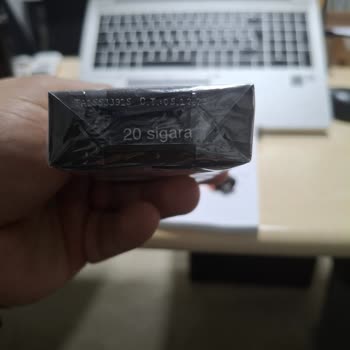 Parliament Night Blue Pack Sigaralarında Odun Parçası Gibi Sert Kalite Sorunu