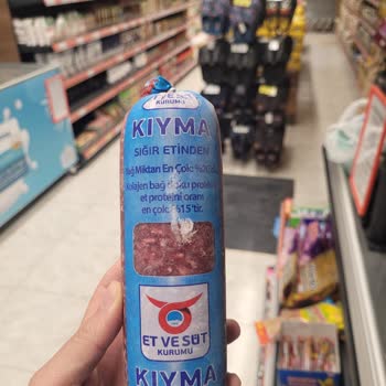 Et Ve Süt Kurumu Kıymasında Aşırı Sinir Ve Sakatat Parçaları