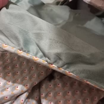 Açılmış Çeyiz Nevresim Takımında Büzülme Ve Dikiş Hatası, Yataş Değişim Yapmadı