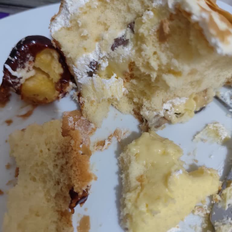 Yunus Market'te Bozuk Pastalar Ve 1.440 TL İade Talebi