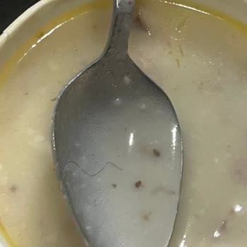 Yemeksepeti Kelle Paça’da Uzun Siyah Kıllar Bulundu Ve Restoran Sorumsuz Davrandı