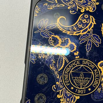 Defolu Telefon Kılıfı İçin Hızlı Değişim Ve İade Talebi