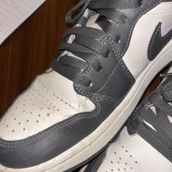 Nike Jordan Ayakkabısında Kısa Sürede Deri Çatlaması Ve Yetersiz Bilgilendirme