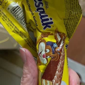 Nestle Nesquik Gofret İçinde Kıl Bulunması Hijyen Şikayeti Ve İade Talebi