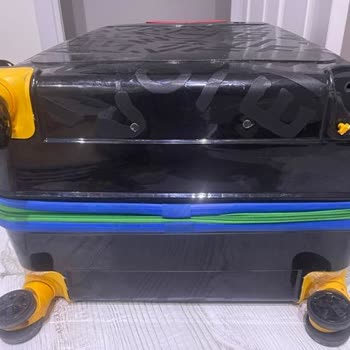 Türk Hava Yolları’nın Kırık Tekerlekli Valizi İçin 5.000 TL Tazminat Talebi