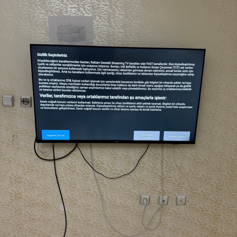 Philips 50PUS7506 Model Televizyonumda Gizlilik Seçimleri Uyarısı Ve Sürekli Kapanma