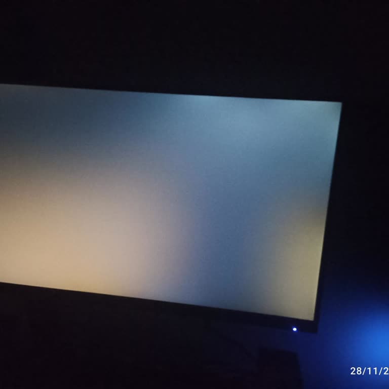 Media Markt'tan Viewsonic Monitörün Işık Sızması Ve Kötü Servis