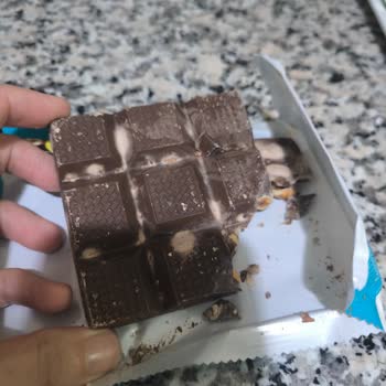 A101 Şubesinde Süre Dolmuş Çikolata Satışı Ve Markadan Cevapsızlık