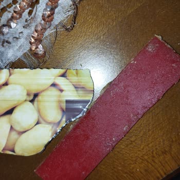 Çerezya Fıstıkta Plastik Parça Bulunması Ve İade Talebi