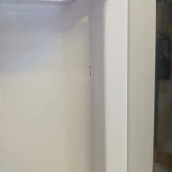 Arçelik Buzdolabım Kapak Düşüp Çatladı, Servis İlgisizliği Ve İade Talebi