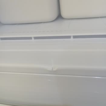 Arçelik Buzdolabım Kapak Düşüp Çatladı, Servis İlgisizliği Ve İade Talebi