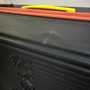 Bavulum Uçuşta Ezildi Ve Havalimanı Sorumluluk Reddi