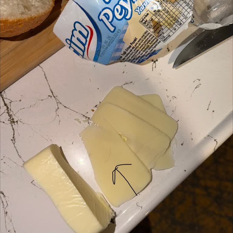 İçim Tostunda Kıl Bulunması Hijyen İhlali Ve Sağlık Tehlikesi