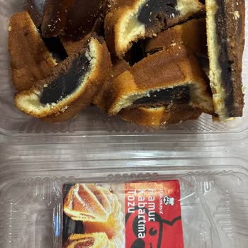 Pakmaya Kabartma Tozu Kullanımı Kekin Sert Kalmasına Sebep Oldu, Firmadan Özür Talebi