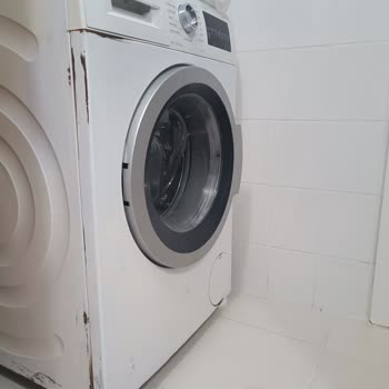 Bosch Çamaşır Makinemde Kasa Boyası Soyuluyor Ve Paslanıyor