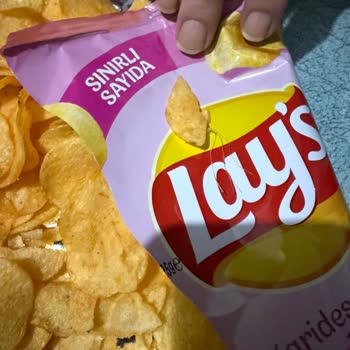 Lays Karides Kokteyl Cipsinde Saç Bulgusu Ve Müşteri Hizmetlerinden Çözüm Eksikliği