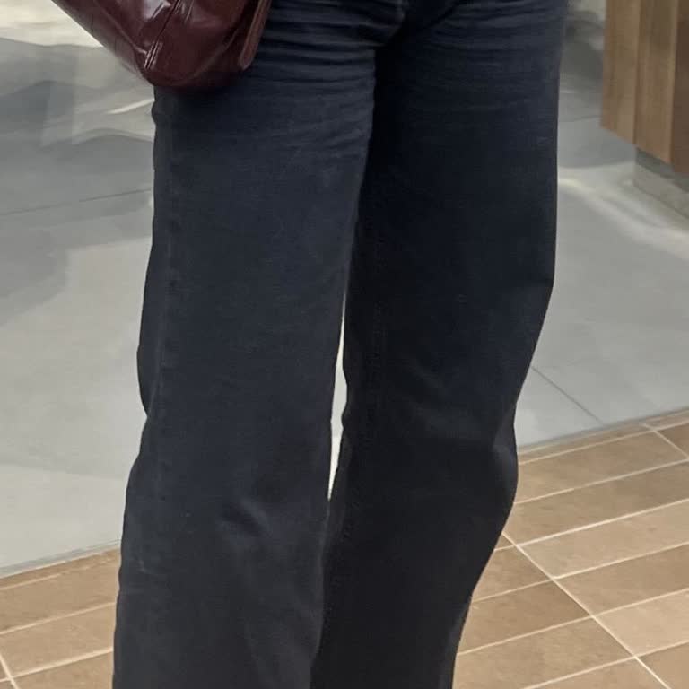 Mavi Malibu Pantolonunda Çabuk Deforme Olma Ve Kalitesiz Görünüm