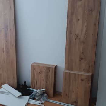 Garaj Home Gardıropta Eksik Yan Dikmeler Nedeniyle Montaj Yapılamıyor