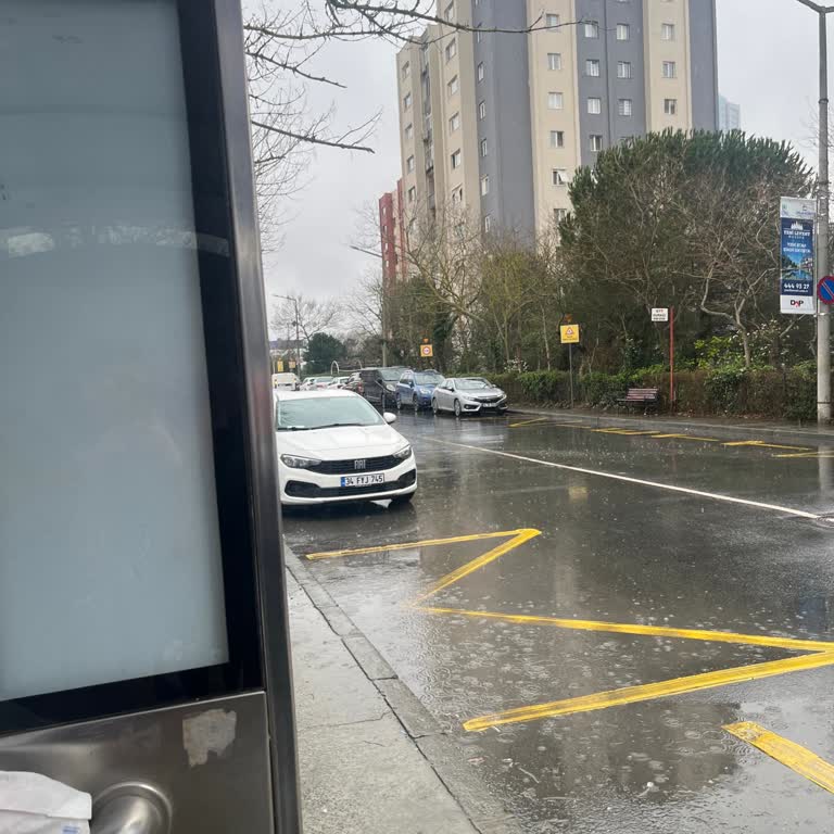 Levent Yönüne Giden Otobüste Gecikme Ve Yanıltıcı Harita Bilgisi