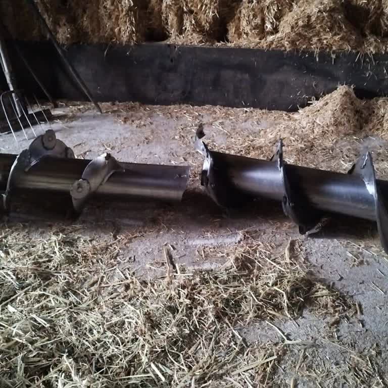 Çelikel Yem Karma Makinesinin Kırılan Parçası Ücretsiz Değişim Talebi