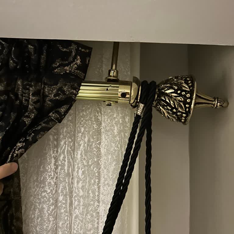 Hakan Perde Yanlış Ölçü Ve Hatalı Montaj Nedeniyle Perde Vidaları Çıktı Firma Geri Dönüş Yapmıyor