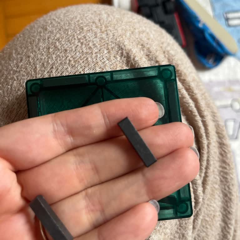 GO Magna Tiles Mıknatıs Parçasının Çocuklarda Boğulma Riski