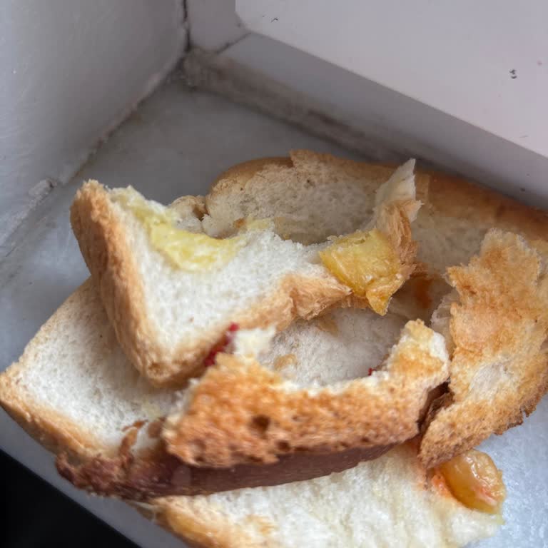 Marmaris Büfe (Şaşkınbakkal) Hem Ürünlerin Kalitesinden Hem De Hazırlanışından Hiç Memnun Kalmadık