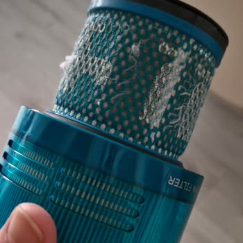 Dyson V15 Süpürge Filtre Uyarısı Çözülmedi Ve Servis Yetersiz