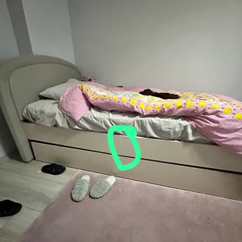 Bloom Yatağın Çerçevesi Kırıldı, Garanti Servisi 36 Gün İçinde Geri Dönüş Yapmadı