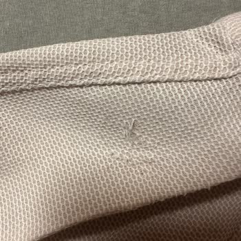 Defolu Gömlek İçin Uzun İnceleme Süreci Müşteriyi Suçlu Kılıyor