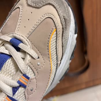 Garanti Kapsamındaki Skechers D'Lite Ayakkabısının Dikiş Açılması Ve Çözüm Talebi