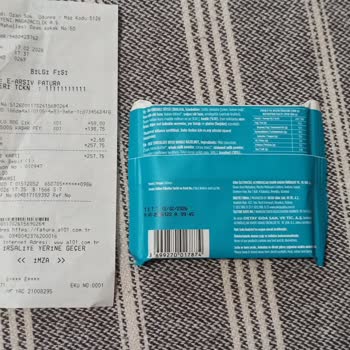 A101 Şubesinde Son Kullanma Tarihi Geçmiş Çikolata Satışı