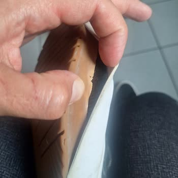 Tommy Hilfiger Ayakkabısının Kısa Sürede Su Alması Ve Müşteri Hizmetlerinden Cevap Almama