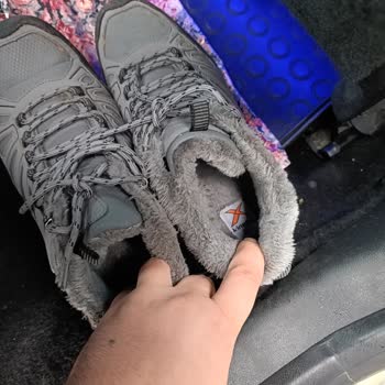 FLO Mağazasındaki Bot Ayakkabısının Topuktan Su Alması Ve Değişim Talebi