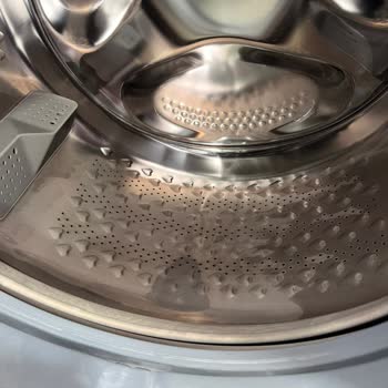 Servis Tarafından Satılan Kireç Çözücü Hatalı Kullanım Ve Makineye Zarar: 1200 TL İadesi Talebi