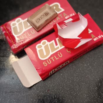 Ülker Sütlü Çikolata Napoliten 33 Gr'de Bozuk Ürün Ve Cevapsız Şikayet