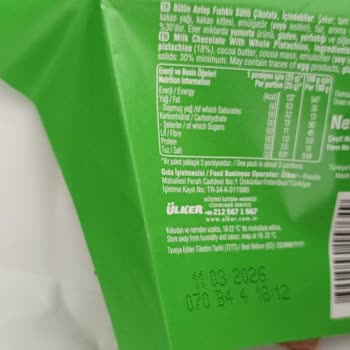 Ülker Antep Fıstıklı Çikolatası Beyazlamış Ve Küflenmiş