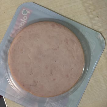 Polonez Hindi Füme Ürünün Ambalajında Saç Görülmesi