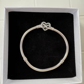 Büyük Ve Sararmış Pandora Bileklik Değişim Talebi Reddedildi