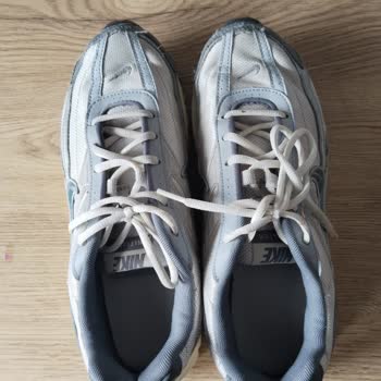 Ayakkabının İçindeki Sert Metal Parçanın Kayması Ve Garanti İadesi Reddi