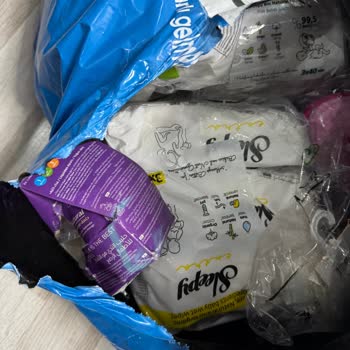 Kimyasal Dolu Sırılsıklam Ürün Ve Bebek Sağlığı Endişesi