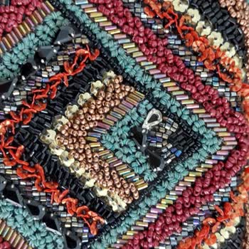 Stoktan Gelen Hasarlı Portföy Çanta İçin Kalite Kontrolü Sorunu