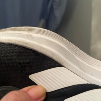 Adidas Galaxy 7M Ayakkabısının Bir Ayda Yırtılan File Kısmı Kalite Sorunu