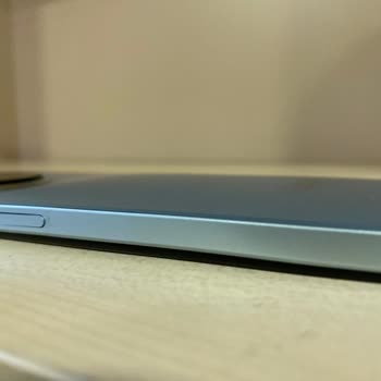 Vodafone'dan Şişen Batarya Ve Destek Eksikliği Nedeniyle Acil Cihaz Değişimi Talebi