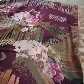 Dolap'ta Yanlış Renk Şal Ve Kesintisiz İade Reddi