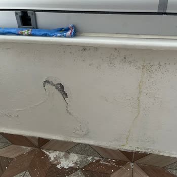 Cam Balkon İşçilik Hataları Nedeniyle Evimizde Büyük Hasar Ve Bayi Sorumsuzluğu