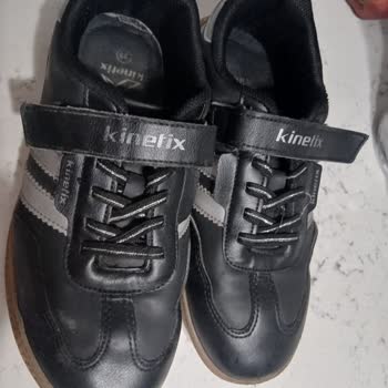 Çocuk Ayakkabısının Sürede Tabanda Açılması Mağaza Tarafından Üretim Kaynağı Değil Olarak Red Edildi